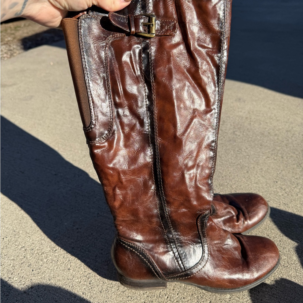 Baretraps Brown Heeled Boots